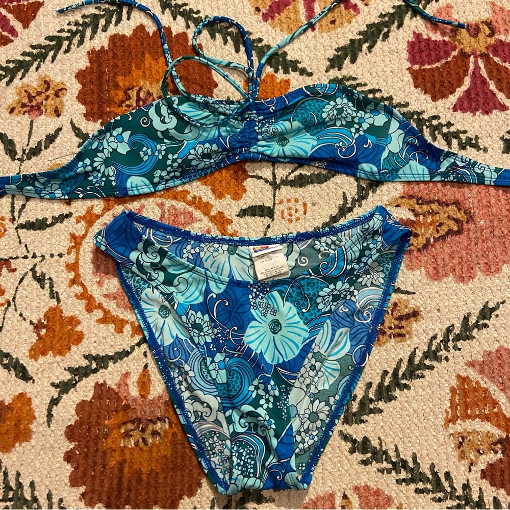 Vintage floral blue bikini set